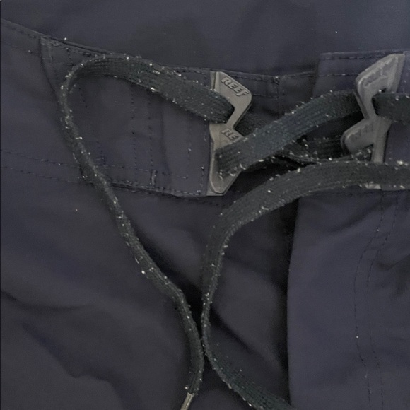 Reef Men's Navy Swim Board Shorts size 33 inch waist - Picture 4 of 6